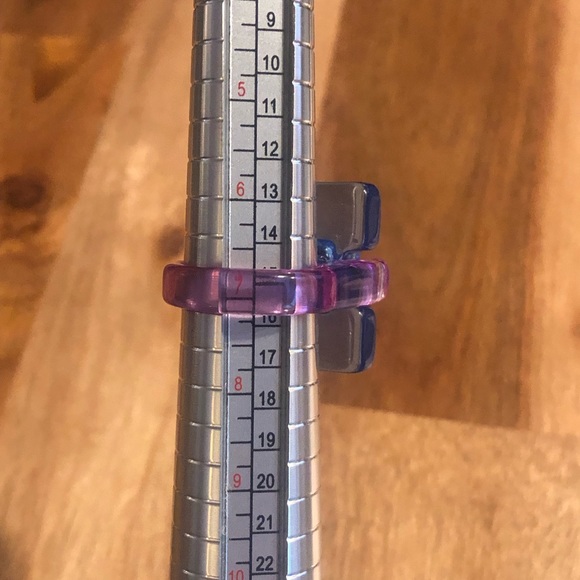 Fashion Rings - Picture 7 of 11